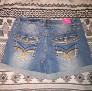 Tinsletown blue jeans shorts